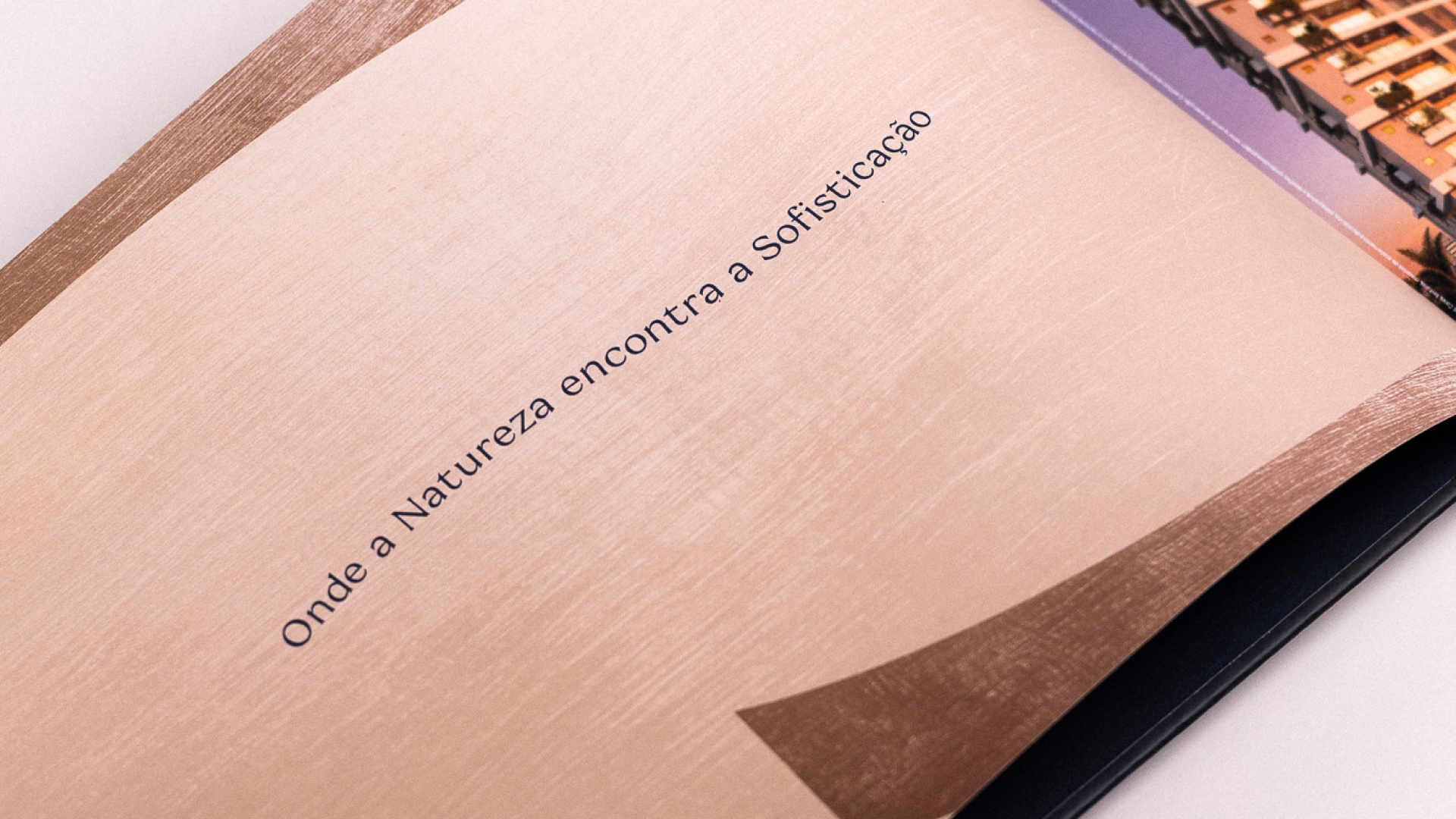 Mockup 3 — Yarden